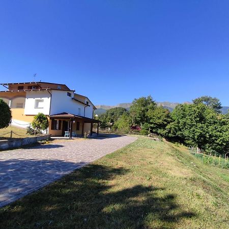 Bed and Breakfast Il Golfarone Villa Minozzo Exterior foto
