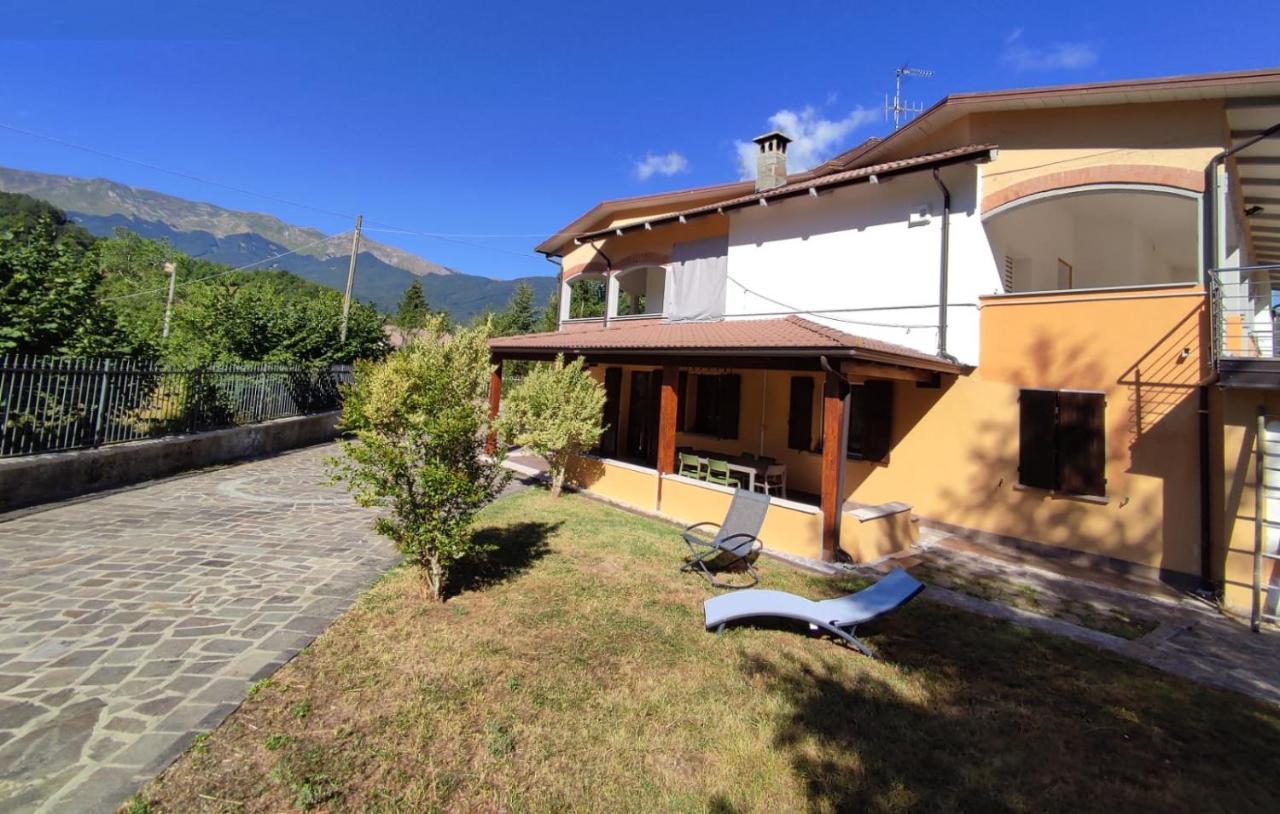 Bed and Breakfast Il Golfarone Villa Minozzo Exterior foto